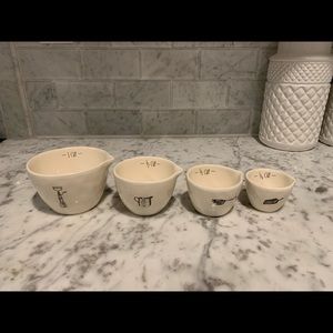 Rae Dunn measuring cups